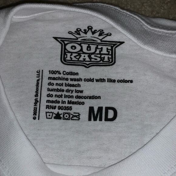 NWT Forever 21 White OutKast Shirt with Silver Lettering - Picture 3 of 5